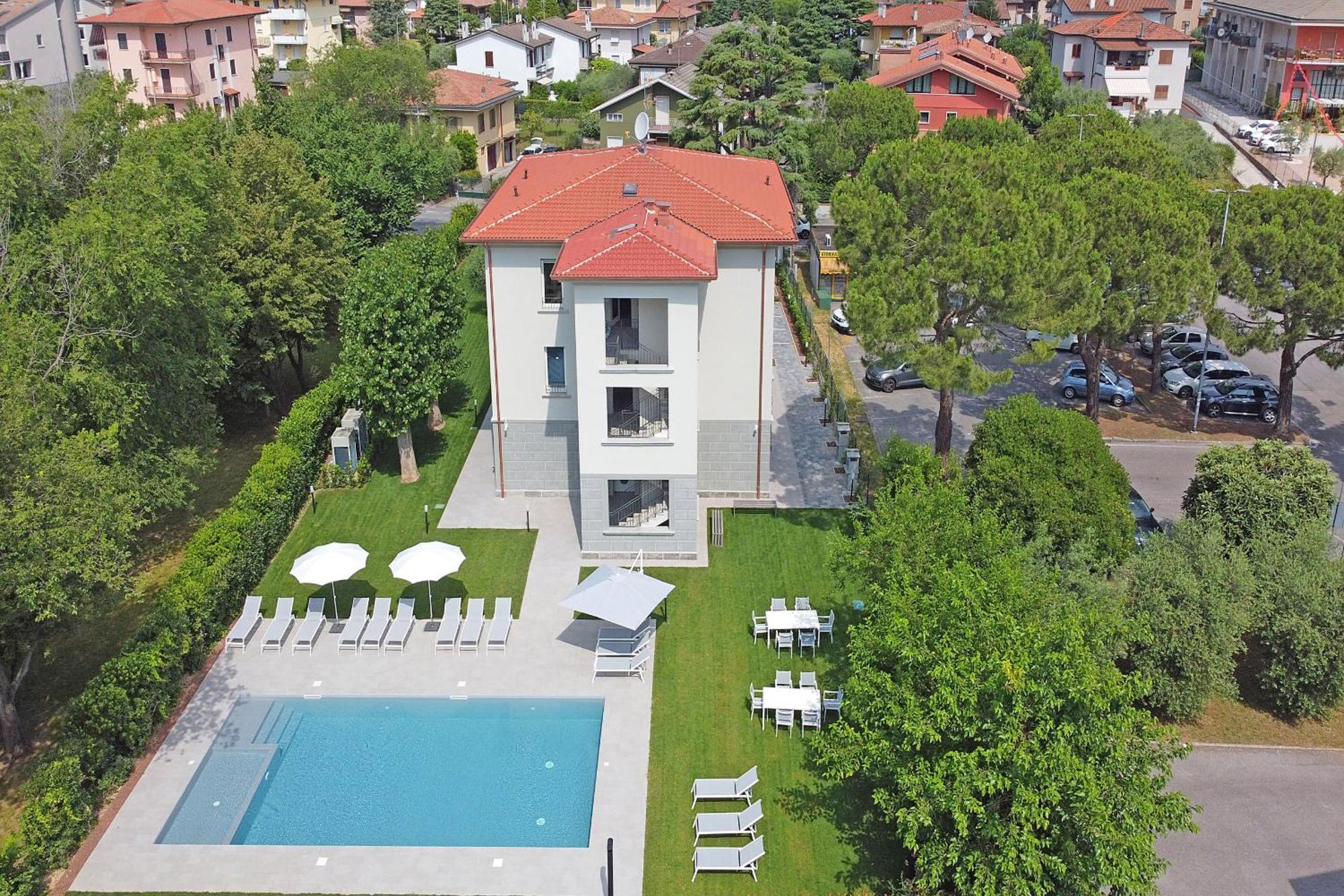 Villa Caterina Apartments By Wonderful Italy Desenzano del Garda Exteriér fotografie