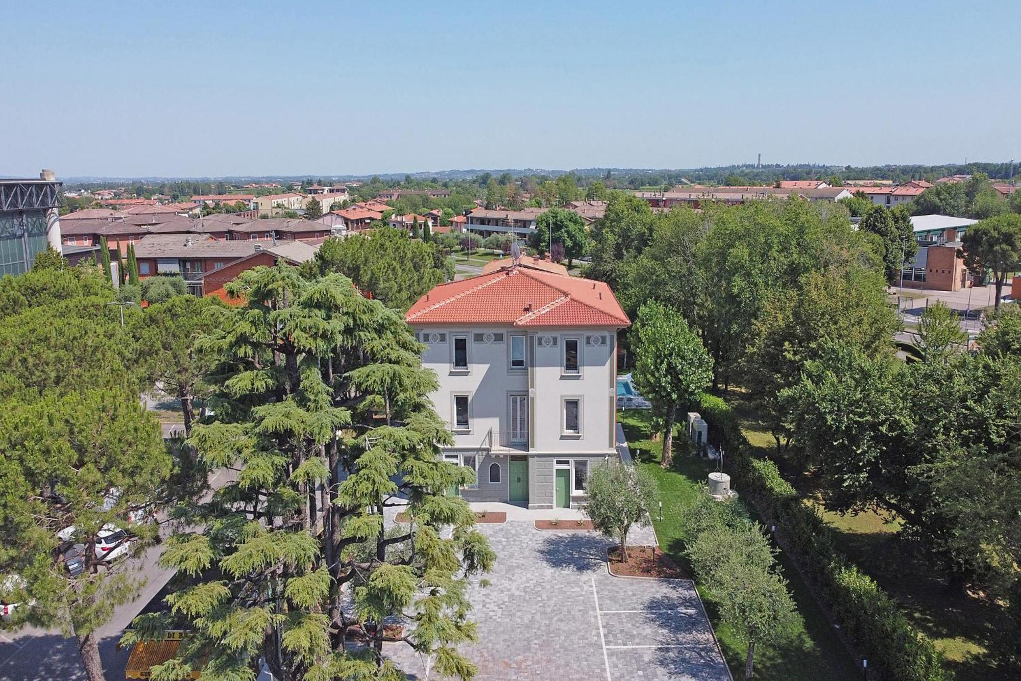 Villa Caterina Apartments By Wonderful Italy Desenzano del Garda Exteriér fotografie