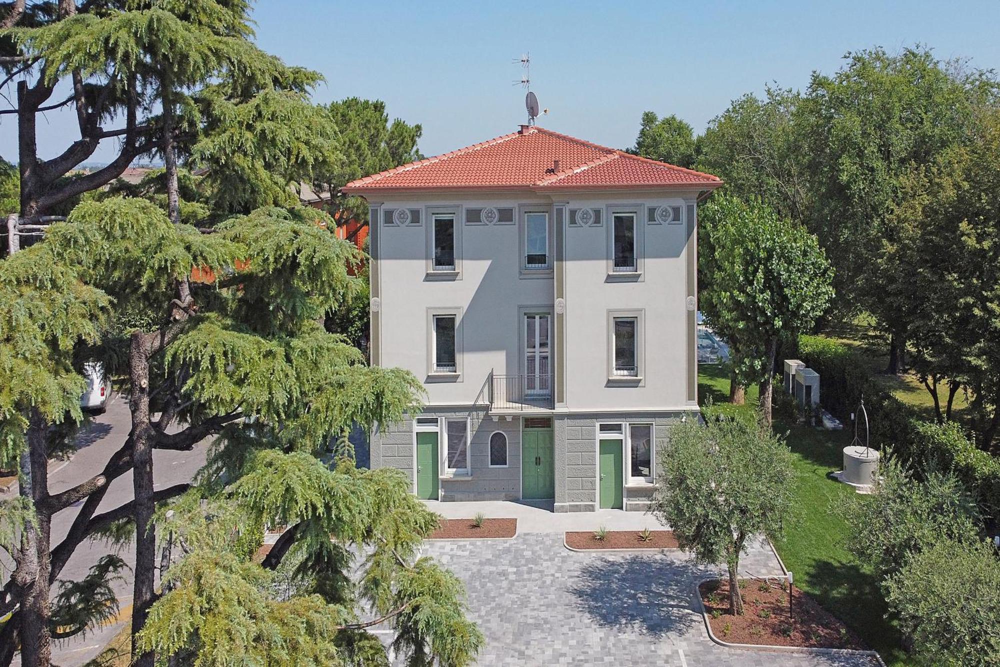 Villa Caterina Apartments By Wonderful Italy Desenzano del Garda Exteriér fotografie